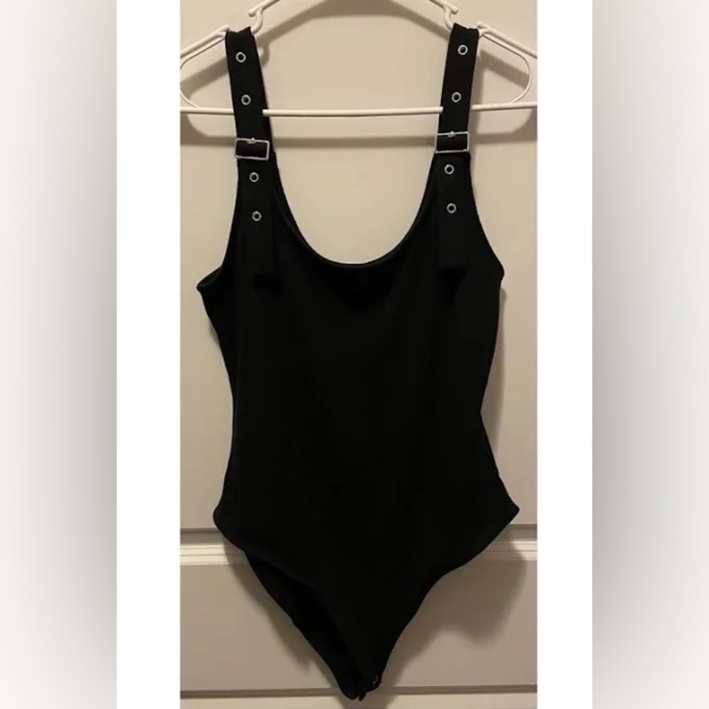 BUCKLE STRAP BODYSUIT